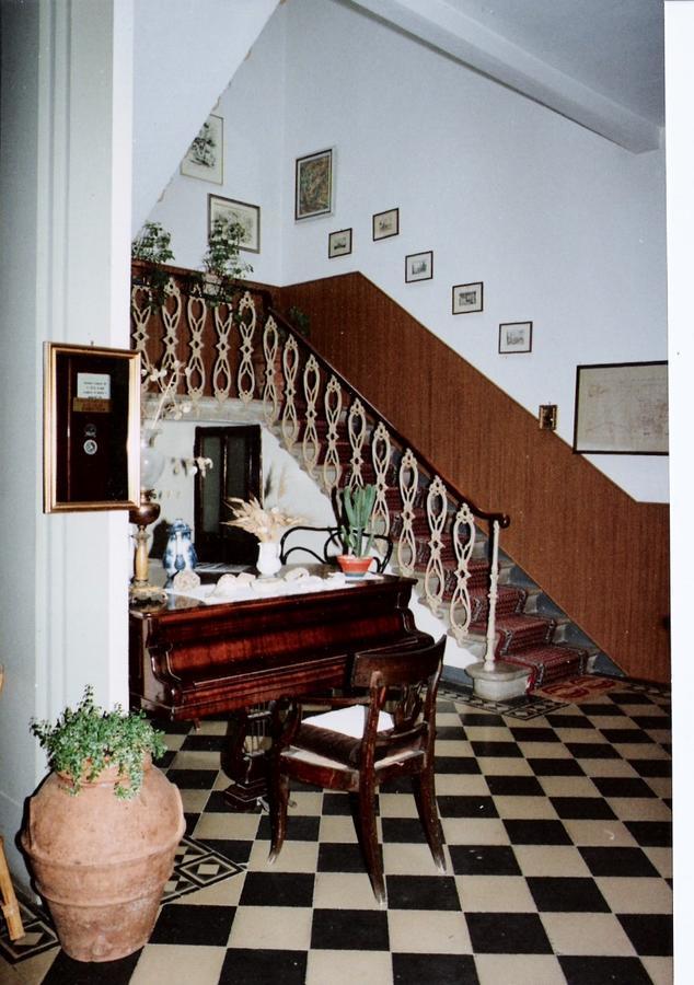 Albergo Pensione Bartoli Castiglioncello Exterior foto